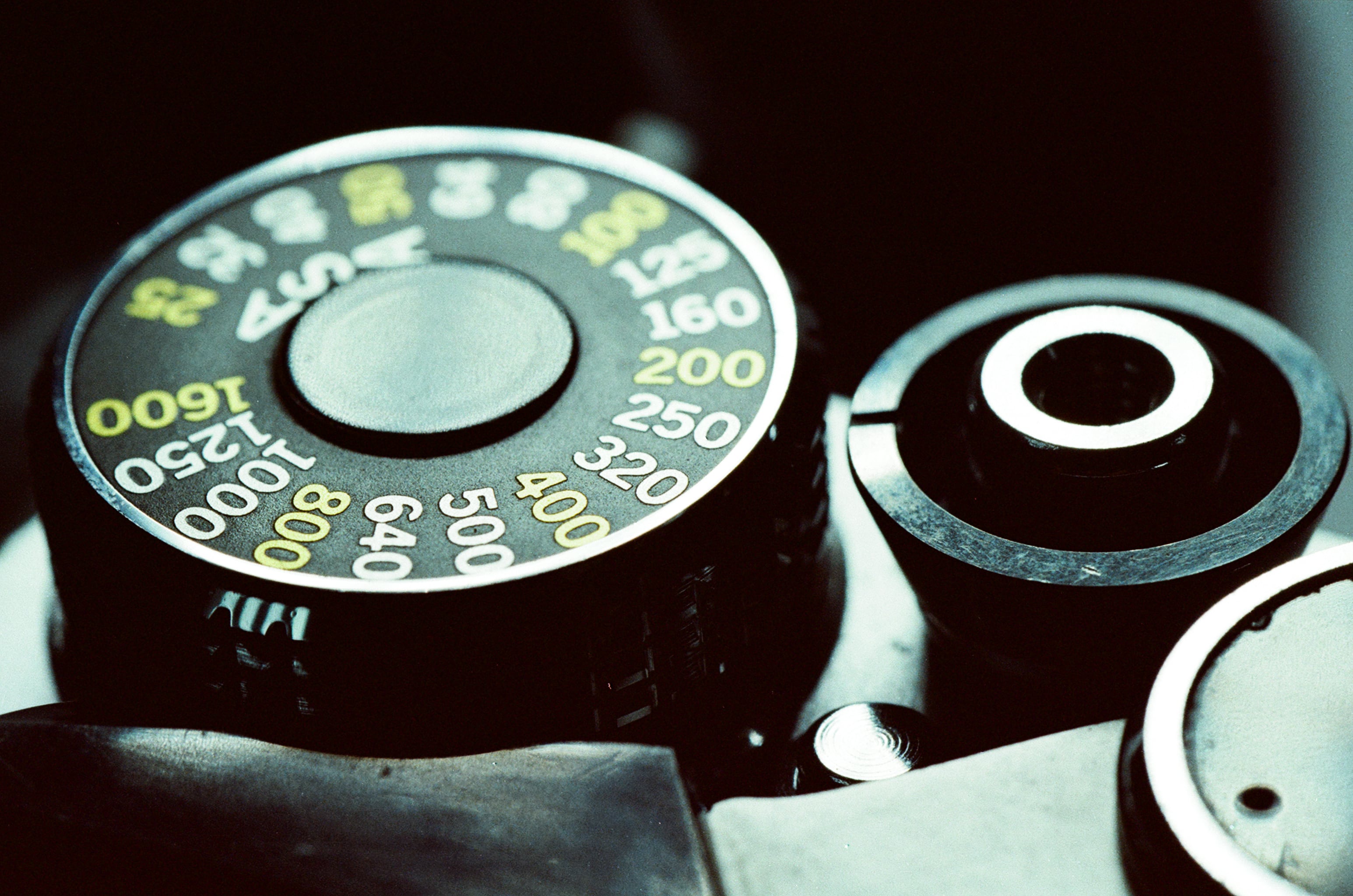 EP11 微距｜Olympus M-1 + Kodak 200T/5213 電影底片