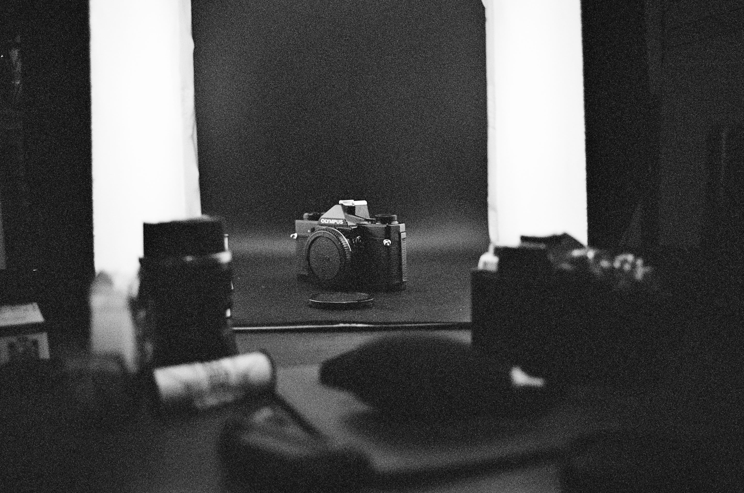 EP54 簡單粗暴｜Olympus OM-4 Ti + Ilford XP2 Super 400 黑白底片