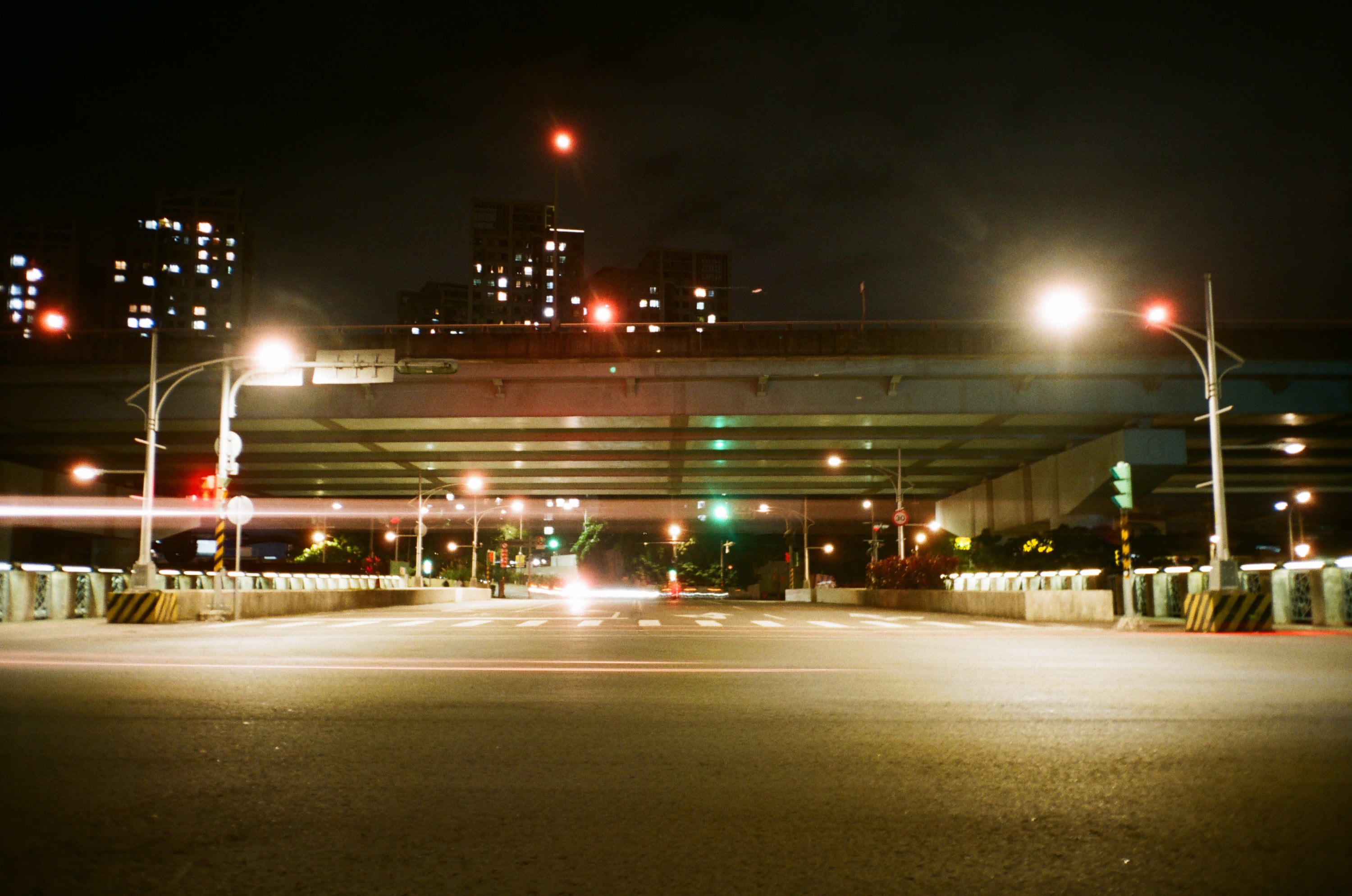 EP60 開始懂了｜Konica 現場監督 28HG + 美版 Fujifilm Superia X-Tra 400 彩色底片