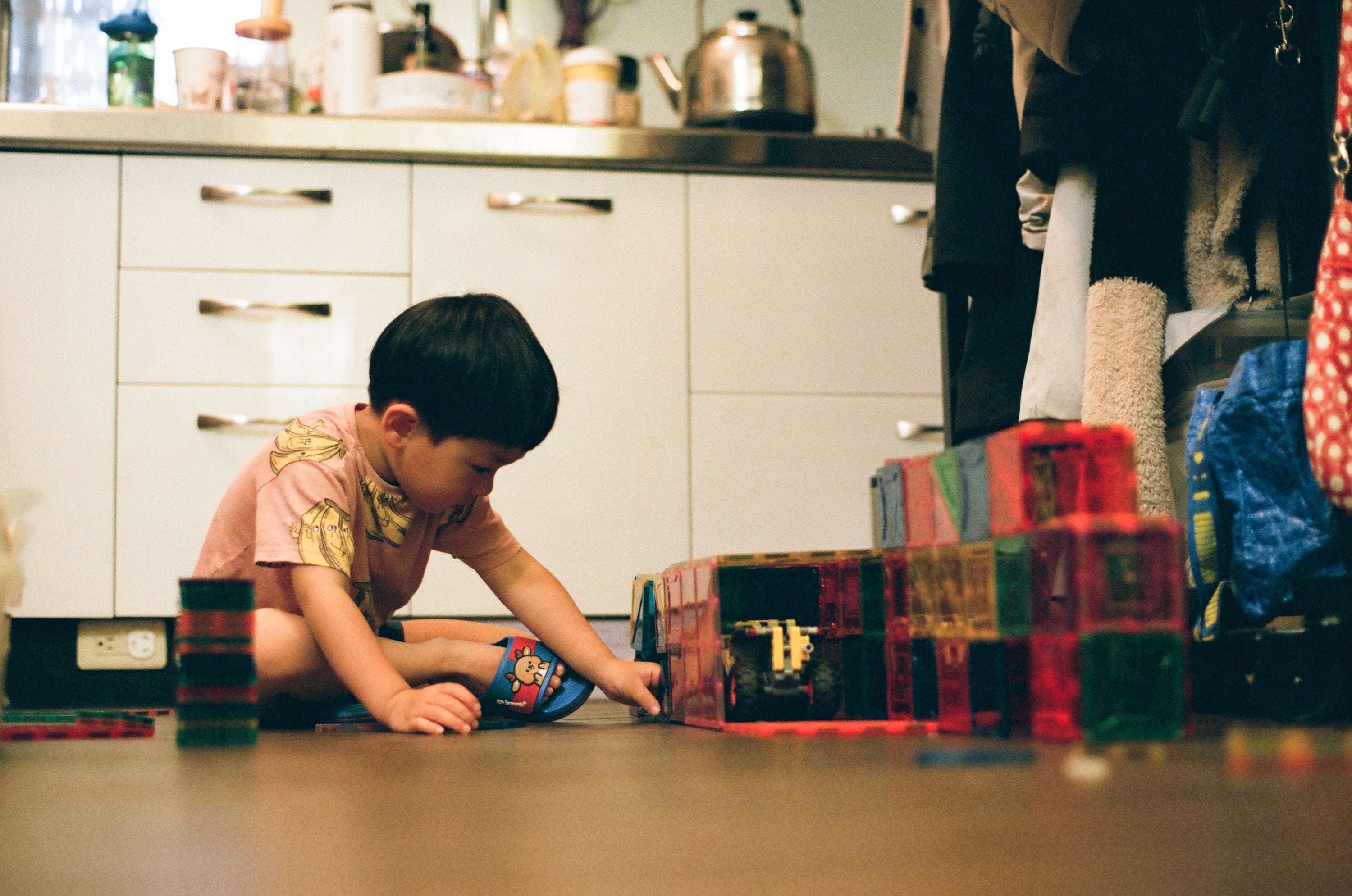 EP76 腰平的魅力｜Olympus OM-2 SP + 美版 Fujifilm Superia X-Tra 400 彩色底片