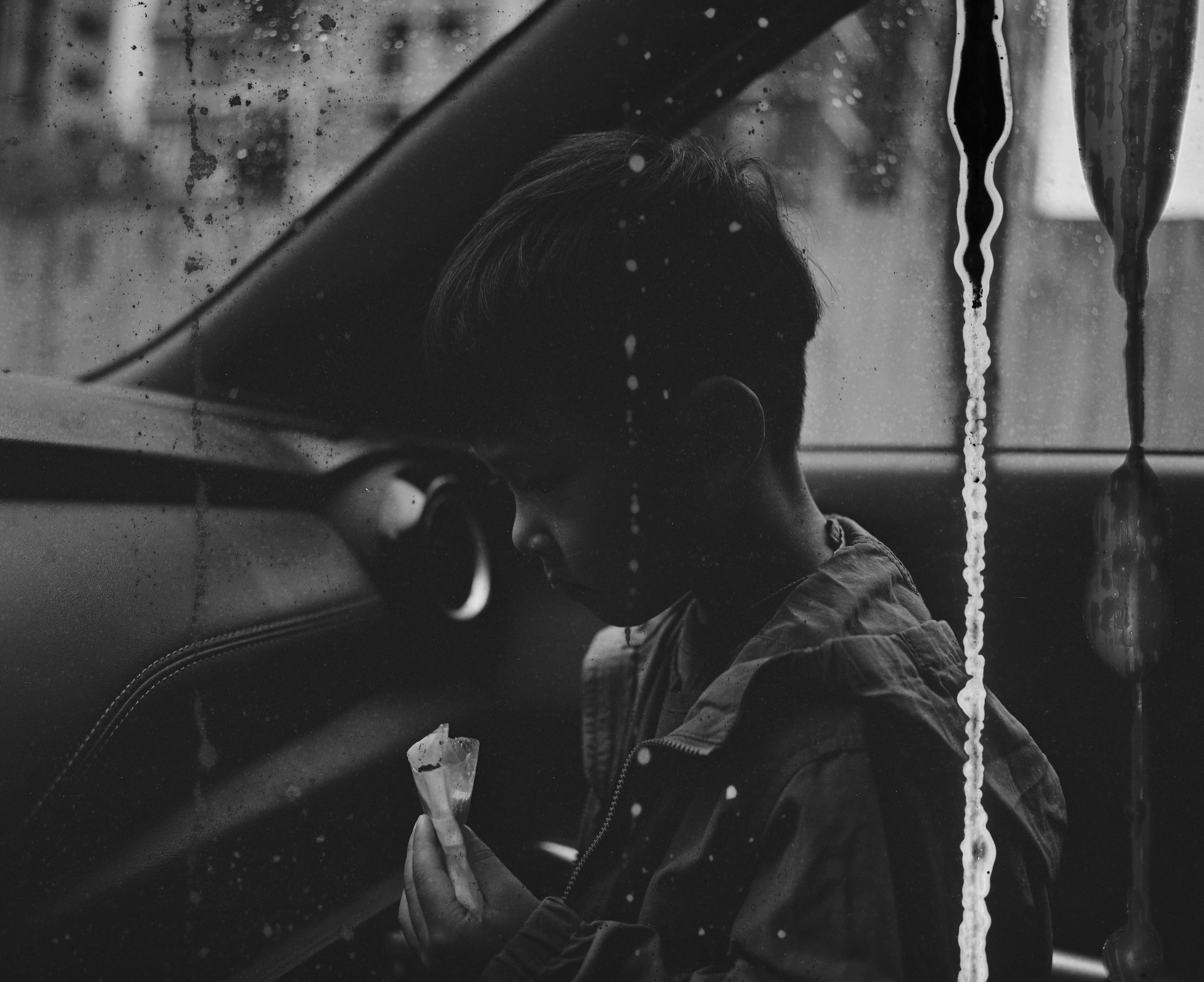 EP137 真正的中片幅｜Pentax 6x7 初代與 Ilford XP2 Super 400 黑白過期底片