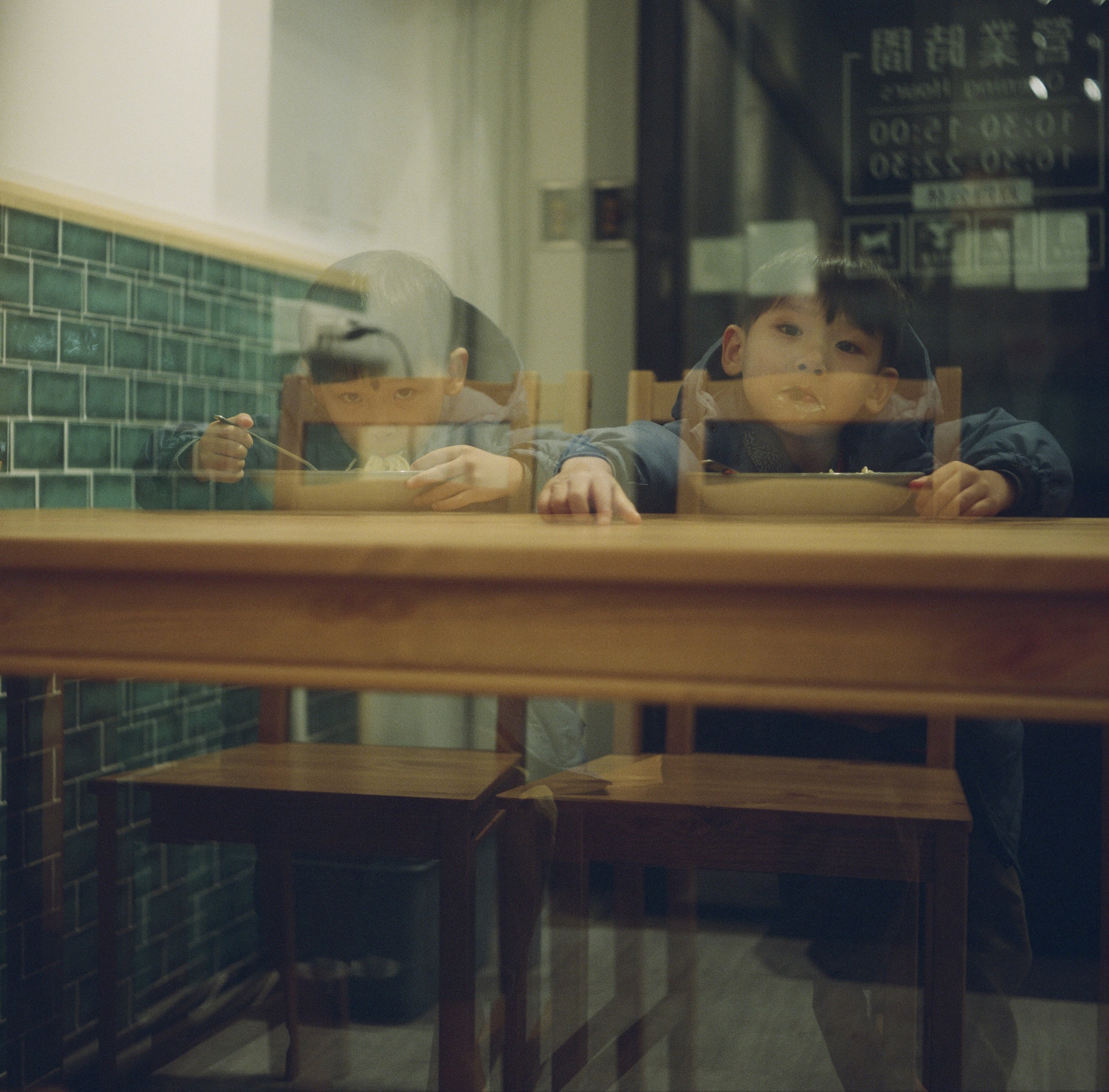 EP144 原地重曝｜Olympus Flex A 2.8 + Lomography 800 120 彩色底片