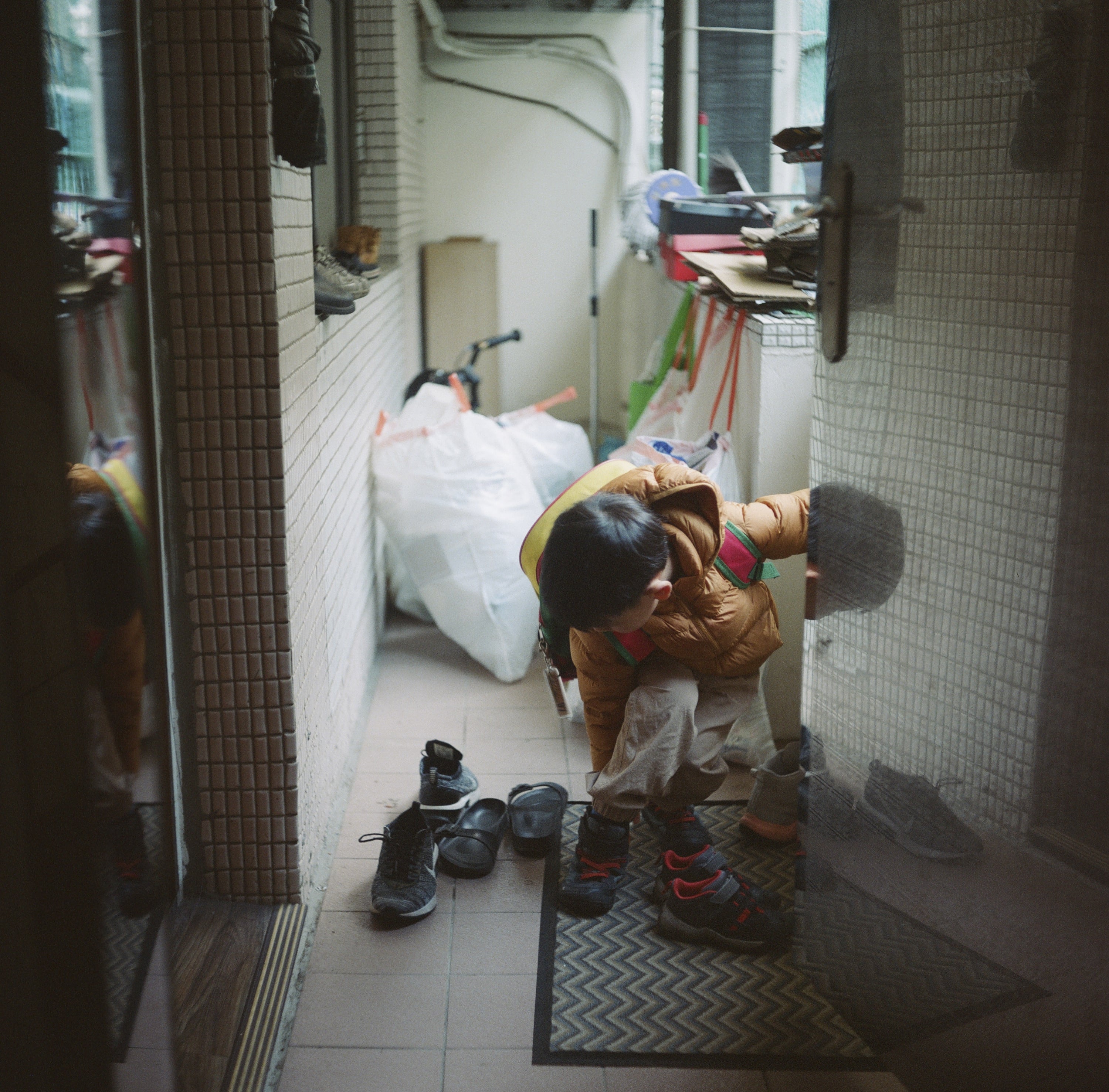 EP147 父親視角｜Olympus Flex A 2.8 + Lomography 800 120 彩色底片