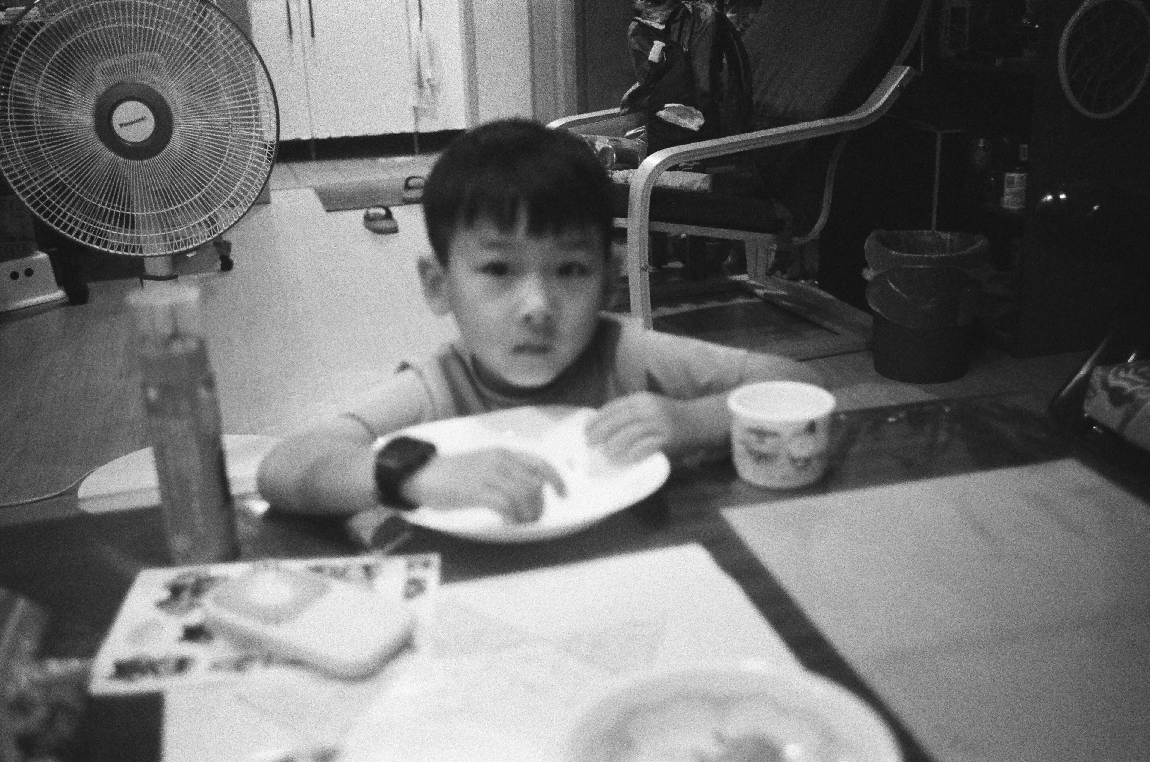 EP231 失焦之王｜Konica C35 AF 38mm f2.8 與 Ilford HP5 Plus 400 135 黑白底片