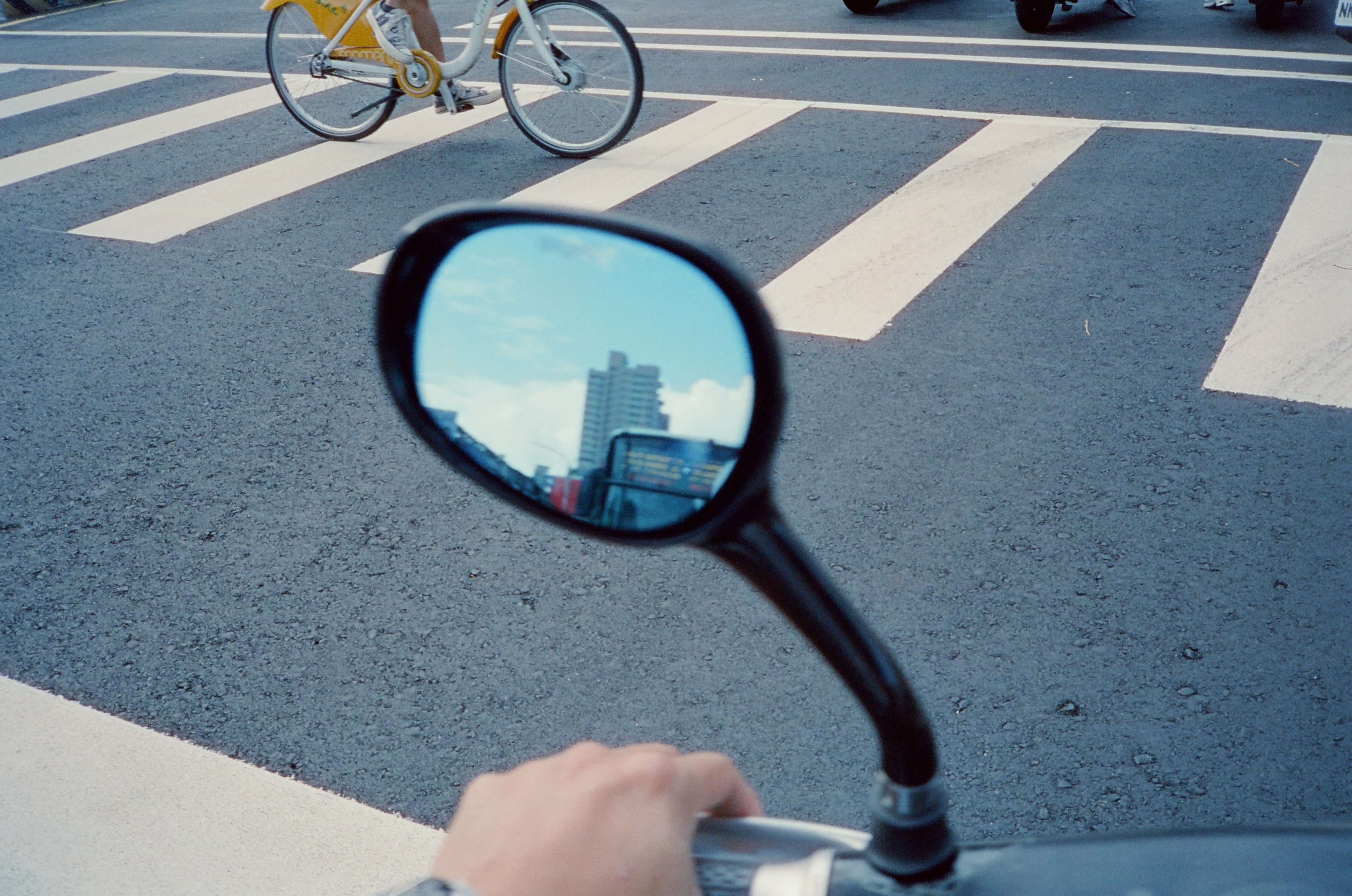 EP232 不輕易相信眼前所見到的一切｜Minolta Hi-Matic AF 38mm f2.8 與 Kodak Vision3 500T/5219 135 除碳電影底片