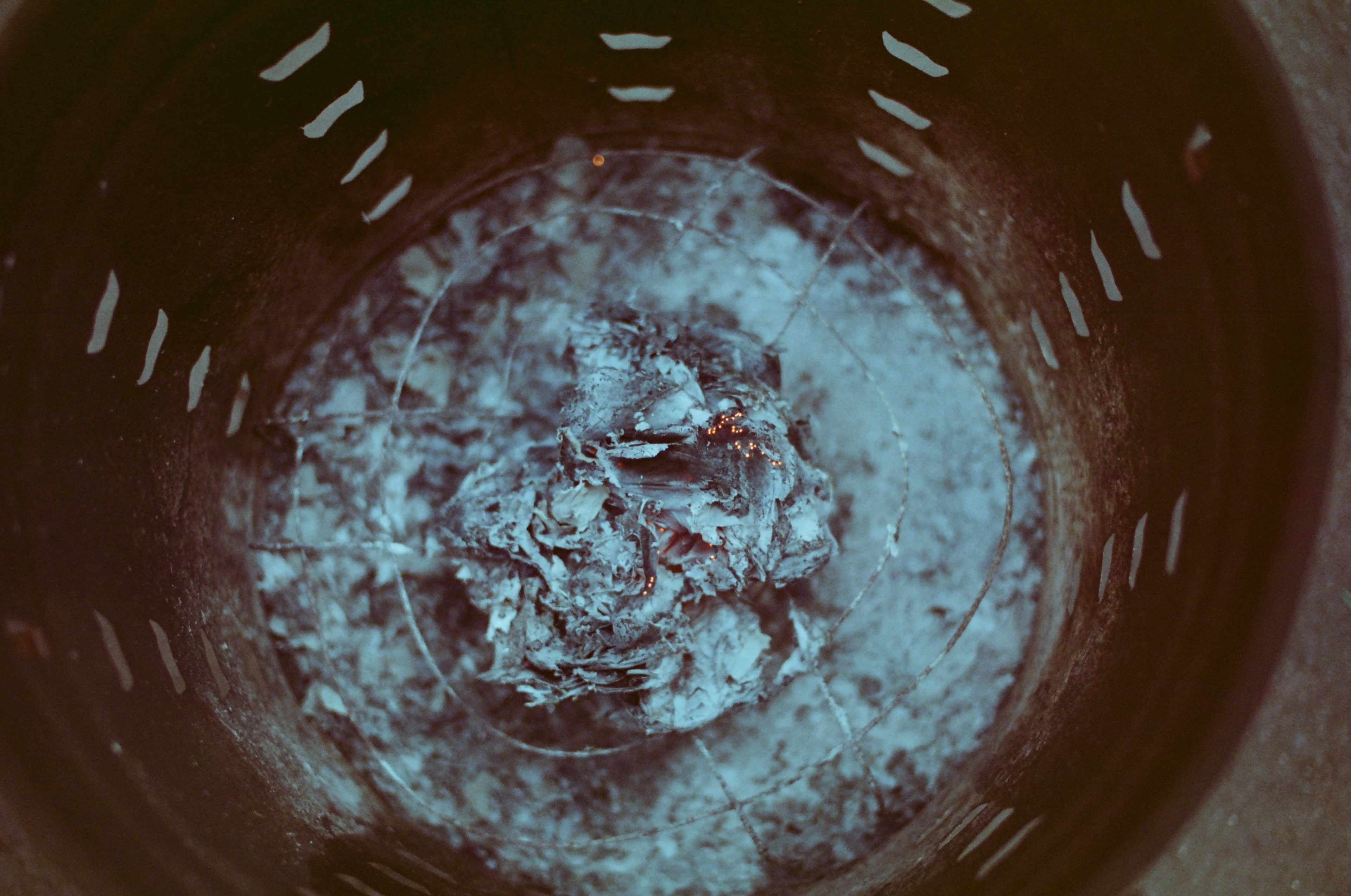 EP244 福倫達的 40mm f2｜Olympus OM-2 與 Kodak Vision3 250D/5207 135 除碳電影底片